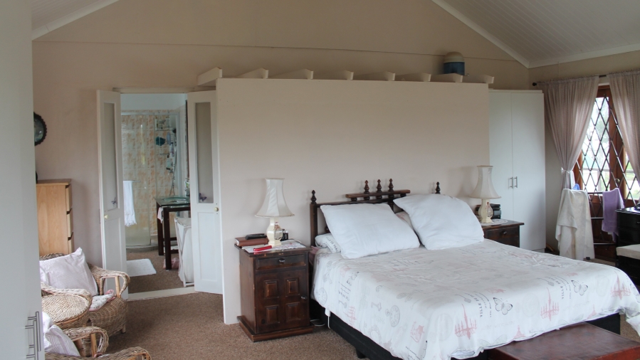 6 Bedroom Property for Sale in Napier Western Cape